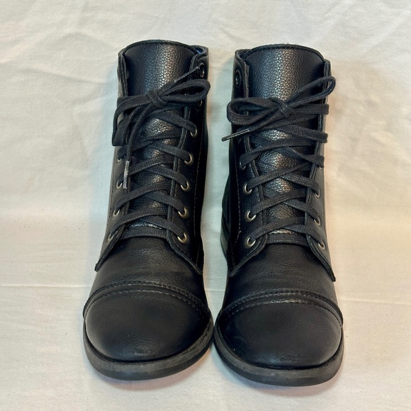 Thursday Boot Co Boots Womens Size 6.5 Black Cap Toe Lace Up Combat Leather - Picture 1 of 14